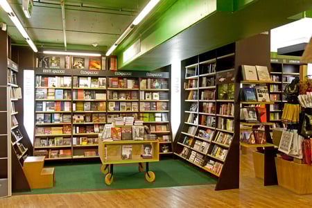 Digits: Bookstores, dungeons, and Italian jewels